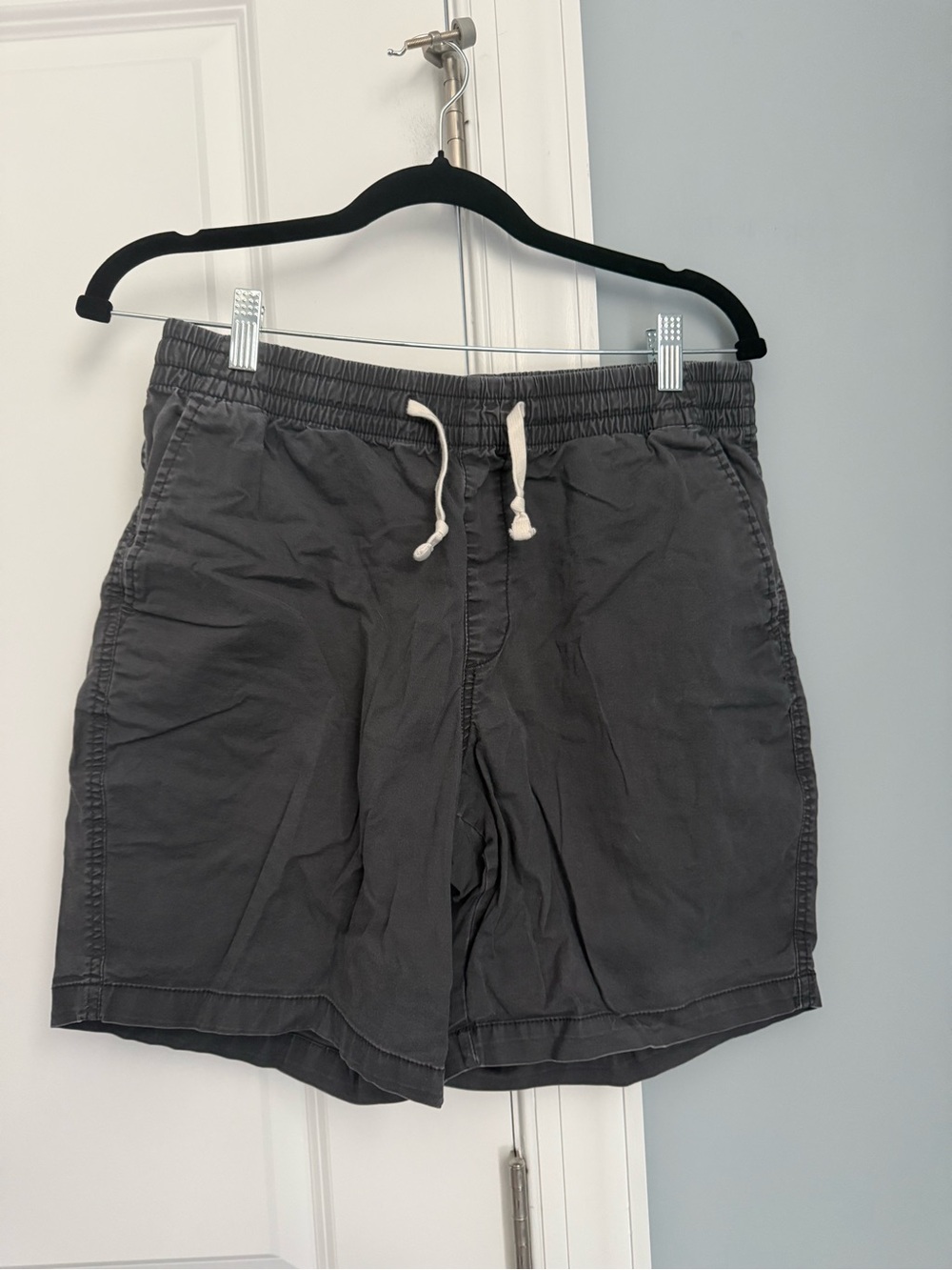 Men's Old Navy Charcoal Drawstring Casual Shorts